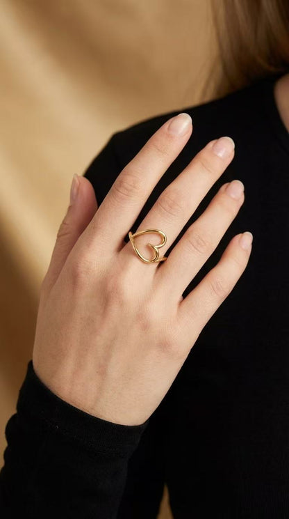 Ring - guldfärgat ingår i smyckeset